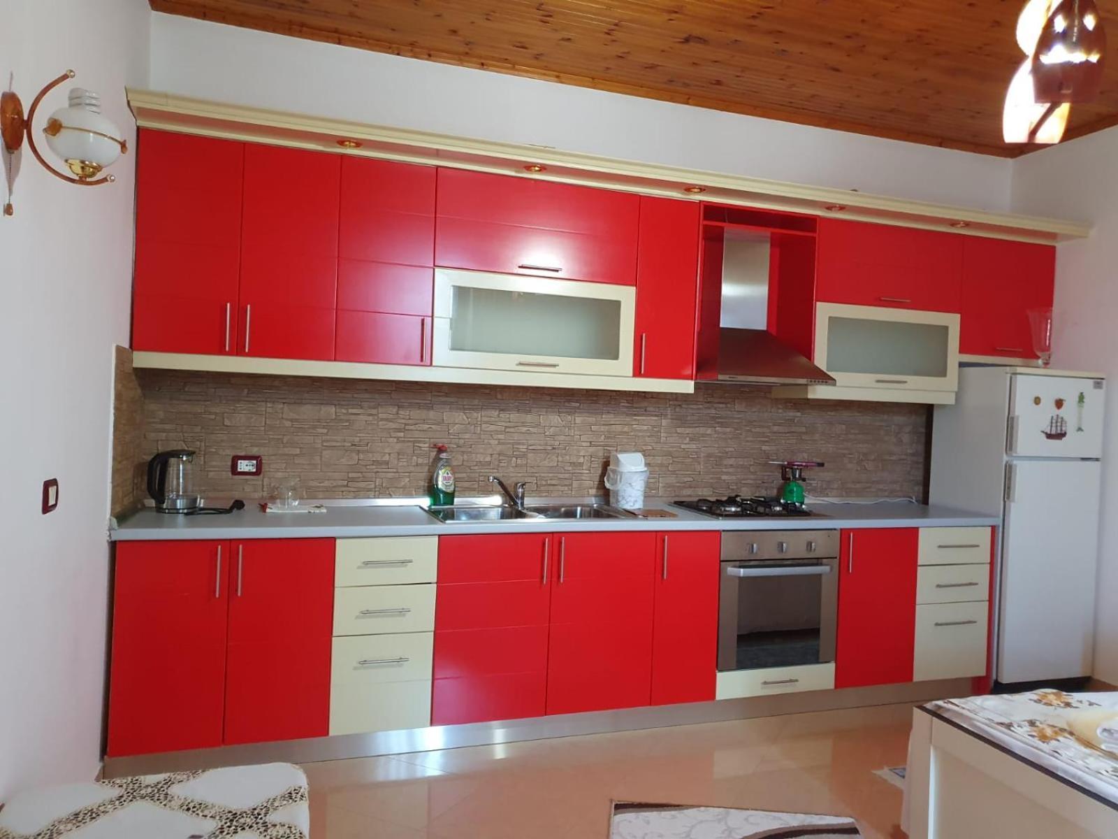 Sara Guesthouse Μπεράτ Εξωτερικό φωτογραφία